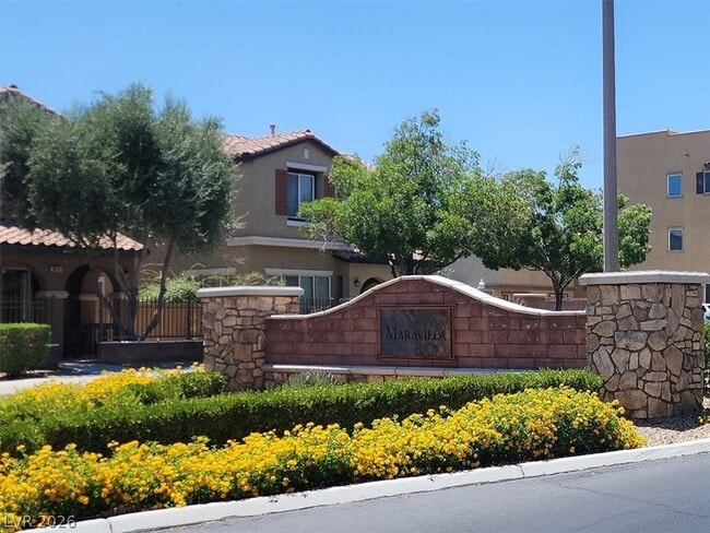 Building Photo - 9912 Blue Villa Ct