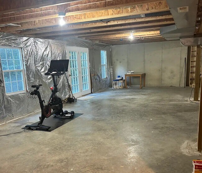 Building Photo - 13015 Skyview Ln