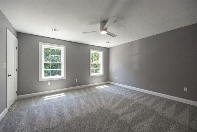 Building Photo - 122 Canal St