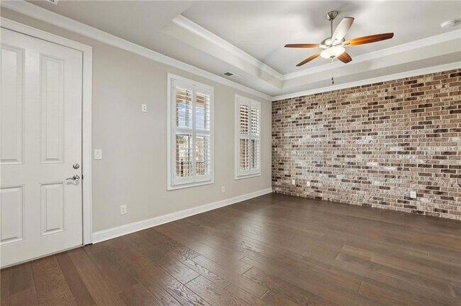 Building Photo - 355 Cricket Ln