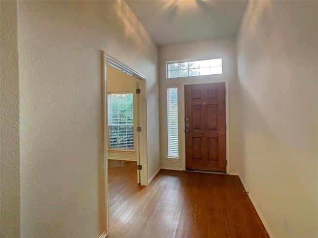 Building Photo - 1108 Alexandria Way