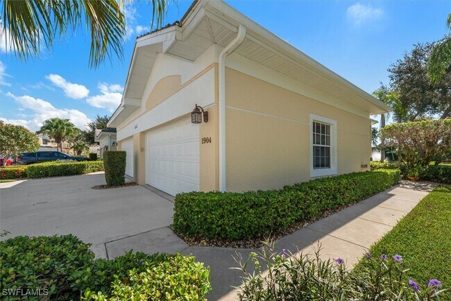 Building Photo - 8355 Mystic Greens Way