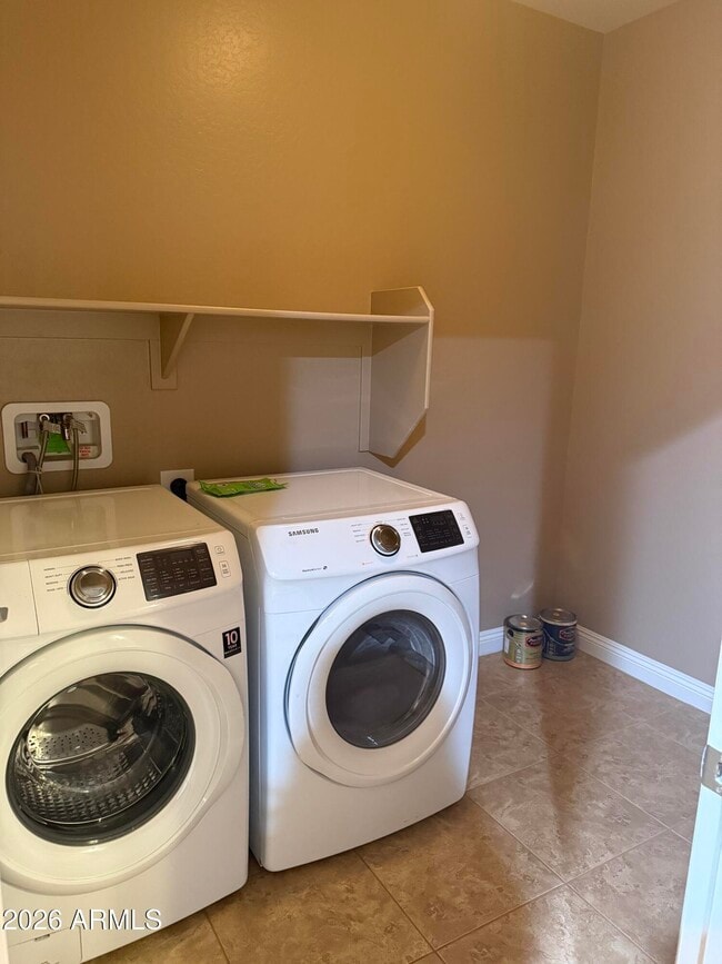 Building Photo - 10743 W Desert Elm Ln