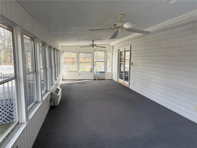 Building Photo - 7322 Hwy 53