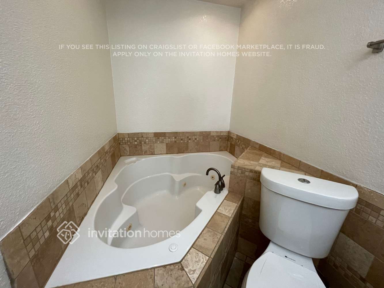 Building Photo - 5153 Thomasino Way