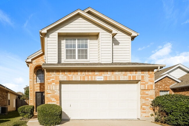 Building Photo - 6529 Regina Dr