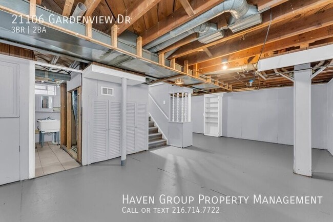 Building Photo - 21106 Gardenview Dr