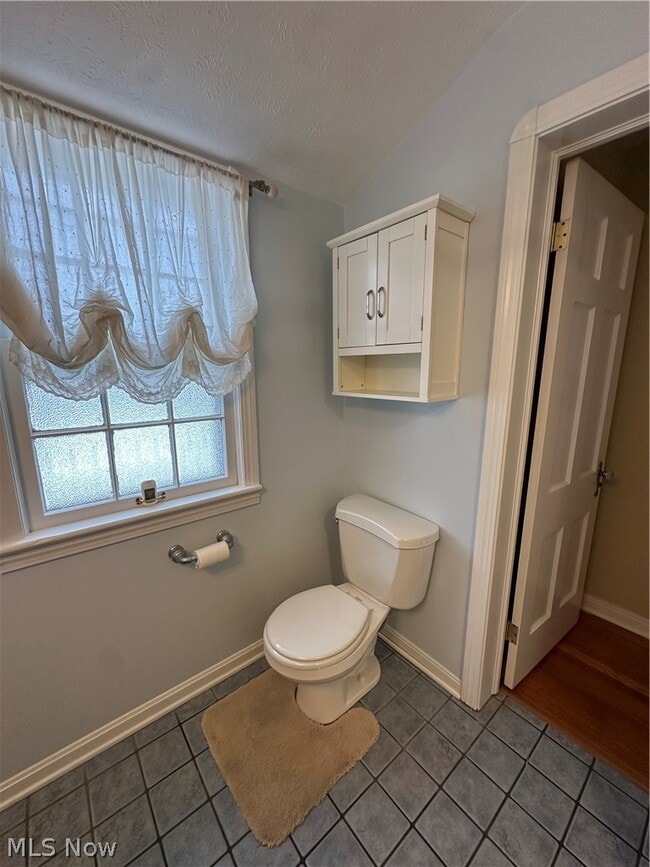 Building Photo - 1579 Laclede Rd