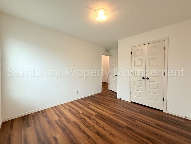 Building Photo - For Lease | Bixby | Available Now!