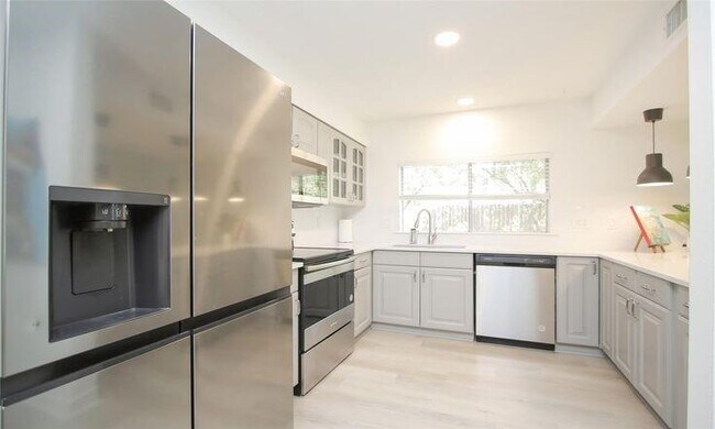 Building Photo - 12227 Gun Oak Pl