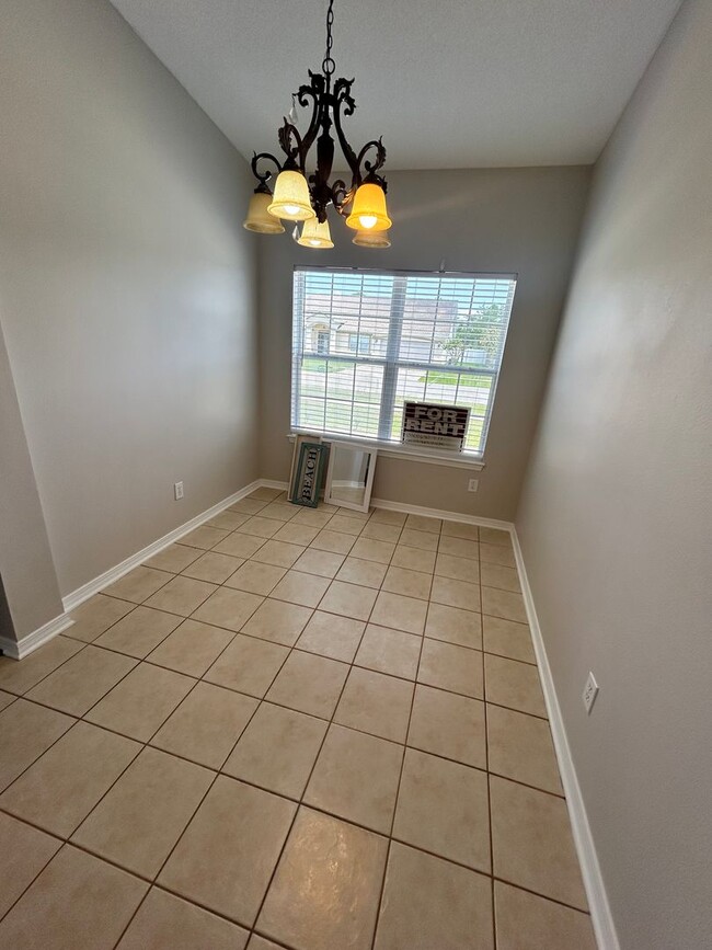 Building Photo - 3474 Cherry Ridge Rd
