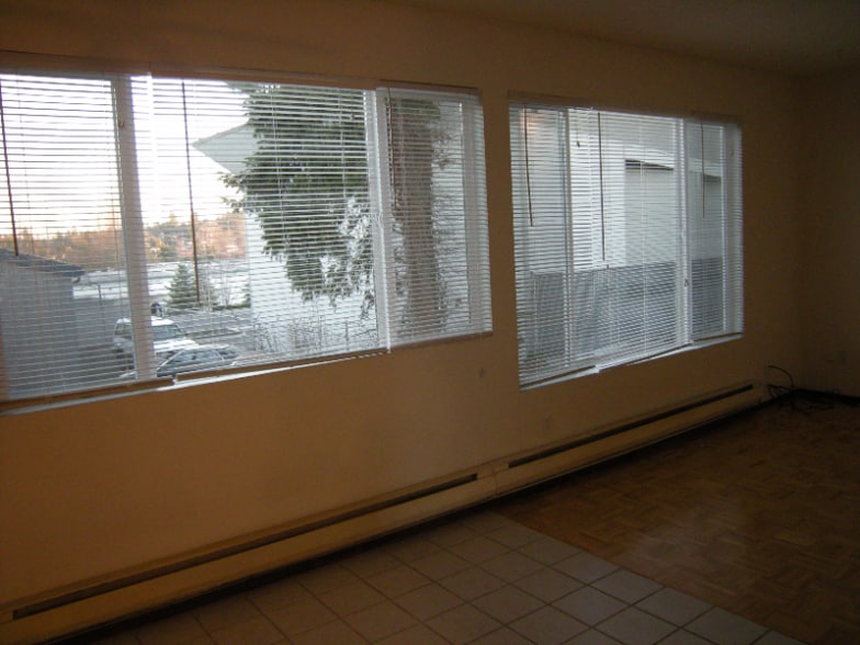 Building Photo - 21011 67th Ave W