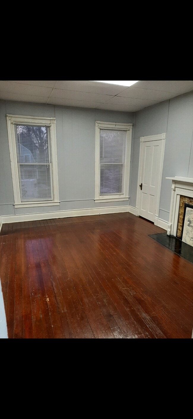 Building Photo - 2208 Longest Ave