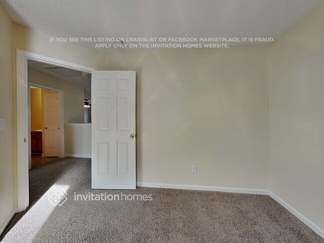 Building Photo - 168 Ranlo Ave