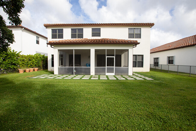 Building Photo - 6478 Vireo Ct