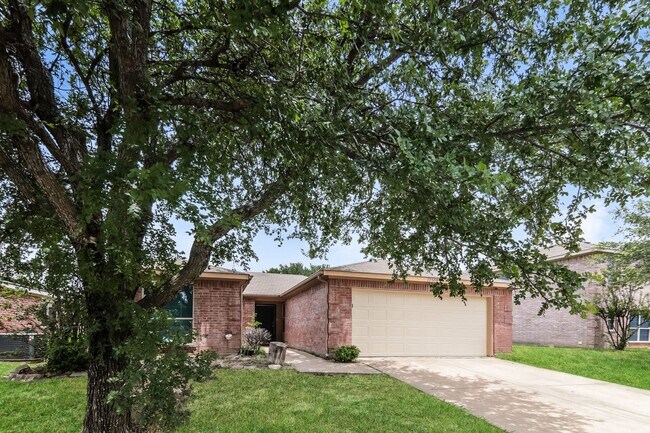 Building Photo - 3 BR/2BA | Newly Renovated Single Family Home | 1-Car Covered Parking | Gated backyard!