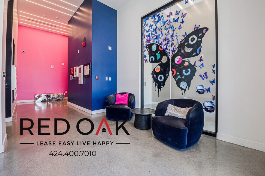 Building Photo - 700 N Spaulding Ave