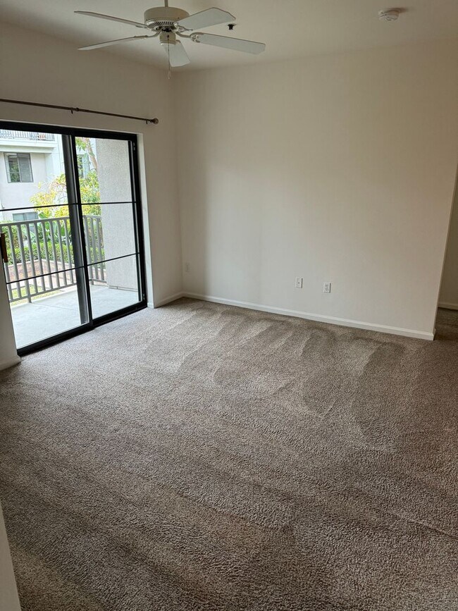 Building Photo - 2 Bed 2 Bath Spacious Condo in the Heart of Downtown San Jose! Tour Today!