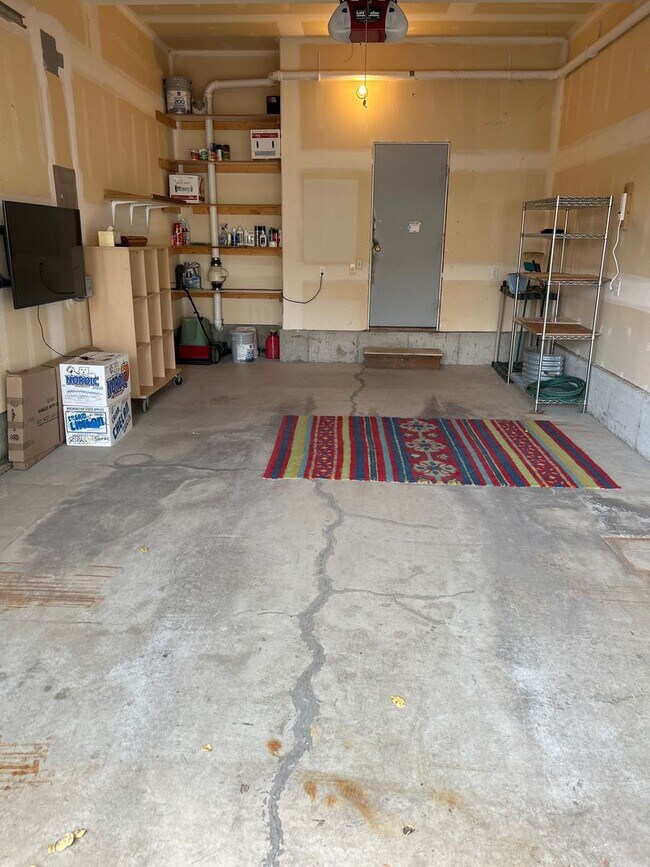 Building Photo - 205 N Bozeman Ave