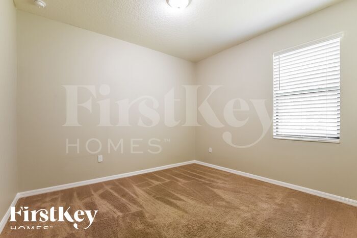 Building Photo - 31123 Fairvista Dr