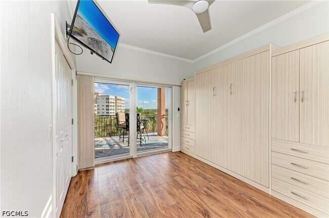 Building Photo - 14813 Laguna Dr