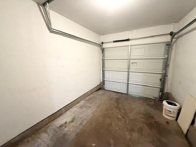 Building Photo - 3716 Parkwood St