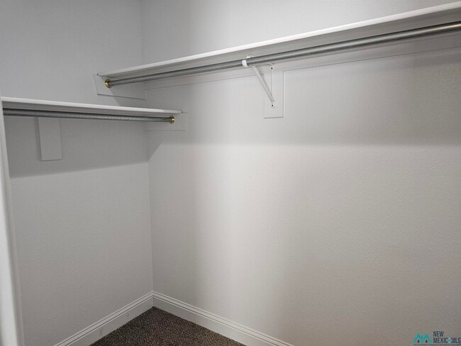 Building Photo - 404 N Upsilon St