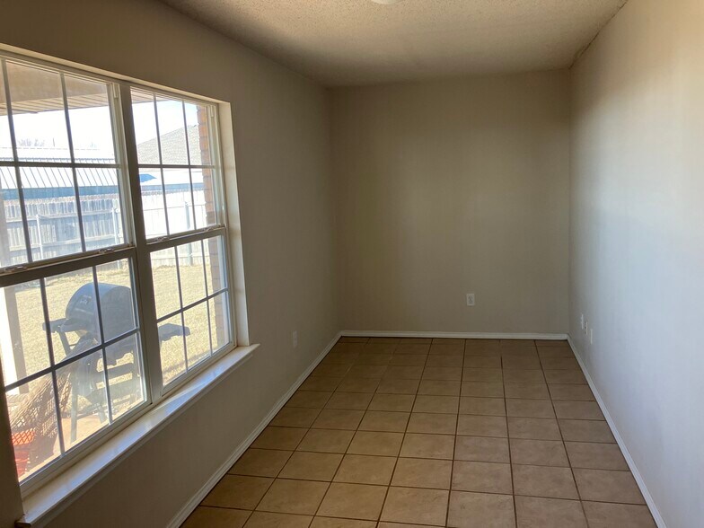 Sunroom - 6310 Emory St