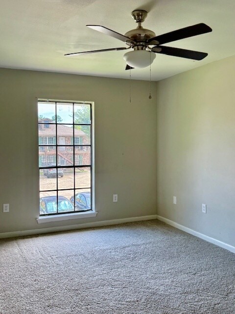 Building Photo - 528 S Flannery Rd