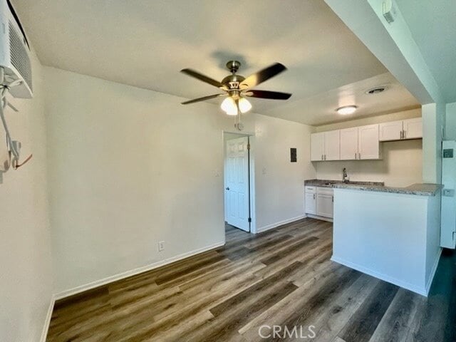 Building Photo - 1811 W Sallie Ln