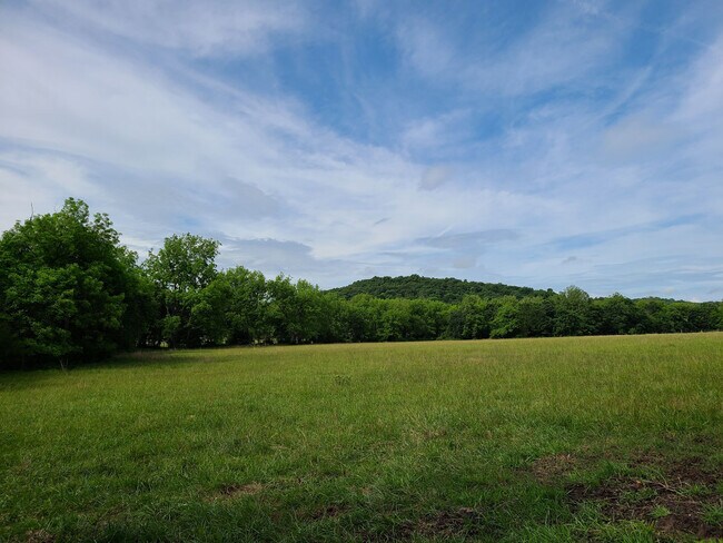 Beautiful Mountain Views - 465875 E 790 Rd