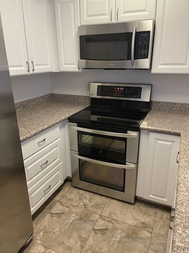 Building Photo - 2 bed 2.5 bath in Tempe
