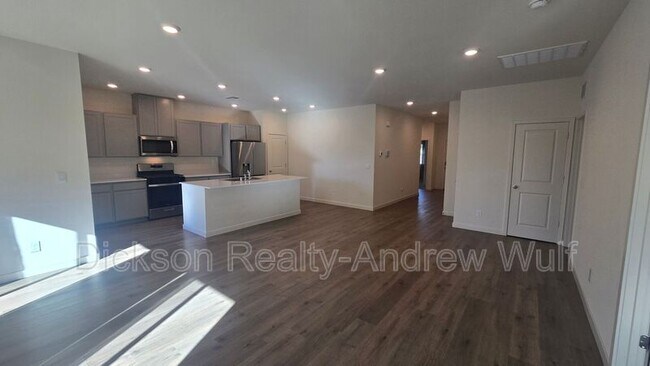 Building Photo - 7571 Grassy Plns Dr