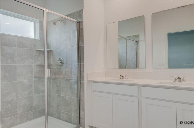 Building Photo - 3149 Laurent Lp