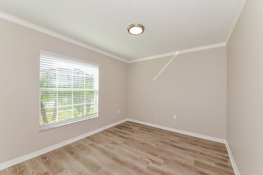 Building Photo - 6706 Trent Creek Dr