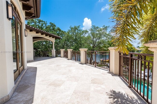 Building Photo - 9240 SW 140th St