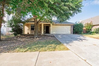 Building Photo - 4193 Fairmeadow Dr