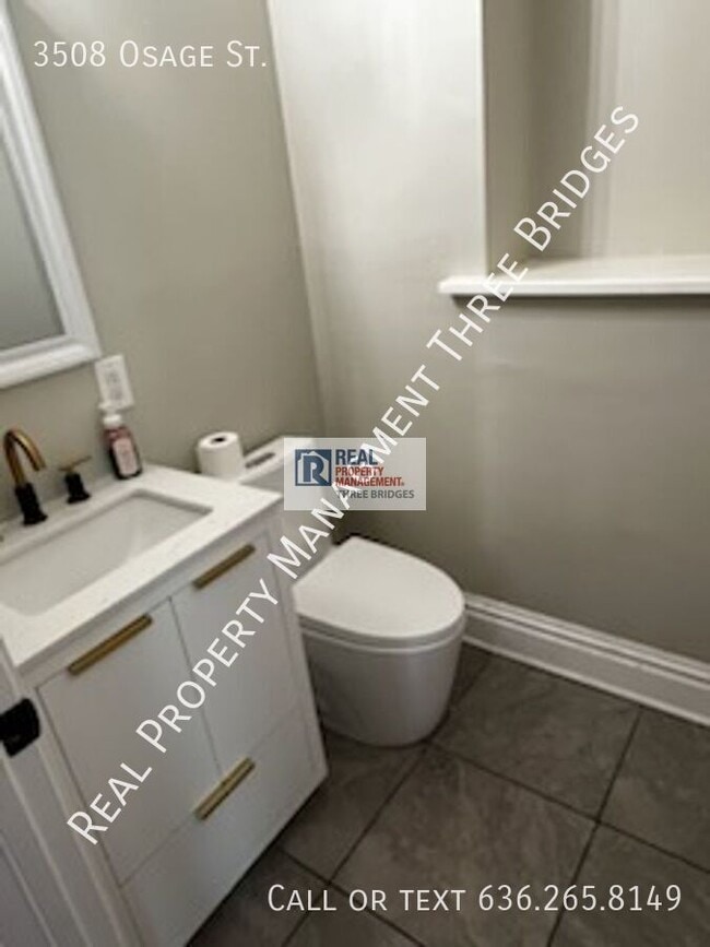 Building Photo - 3508 Osage St