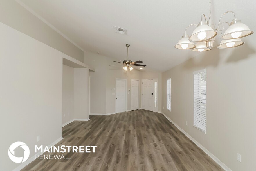 Building Photo - 24245 Summer Wind Ct