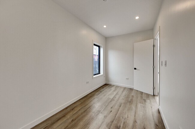 Building Photo - ONE MONTH FOR FREE! BRAND NEW CONSTRUCTION 2b/2b