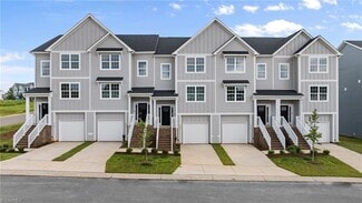 Building Photo - 1729 University Dr