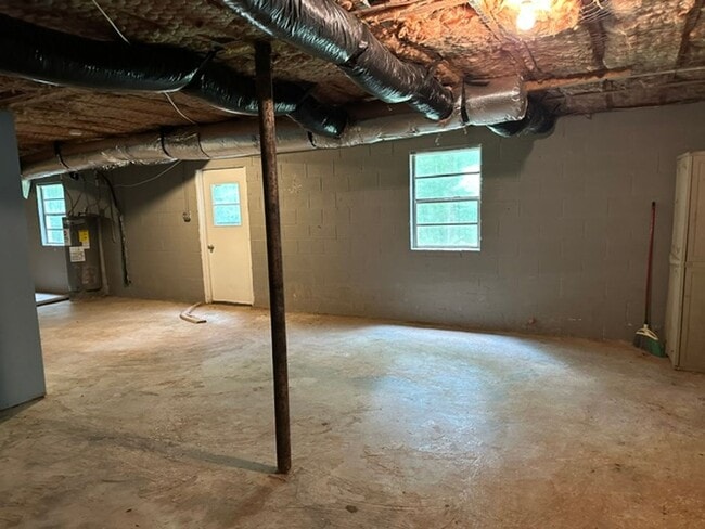 Building Photo - 2924 New Hope Rd