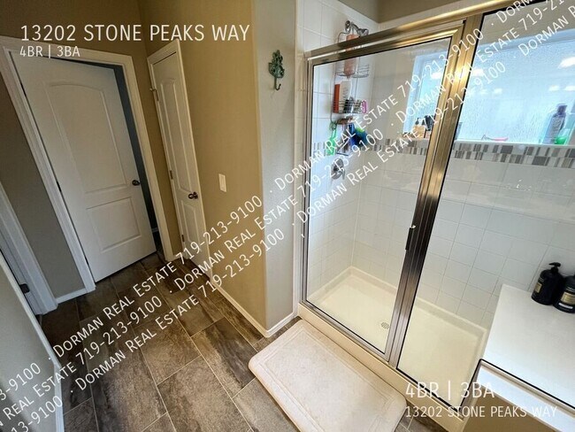 Building Photo - 13202 Stone Peaks Way