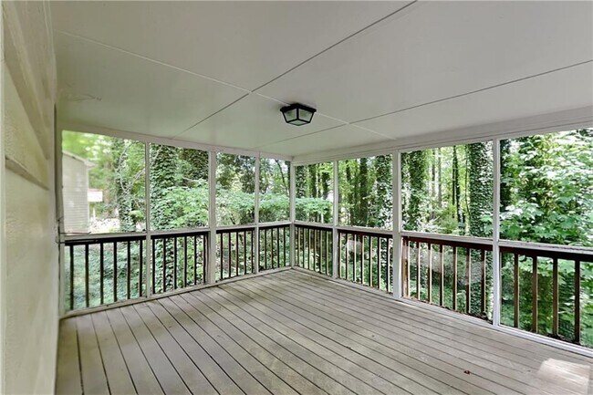 Building Photo - 4462 Old Mabry Pl