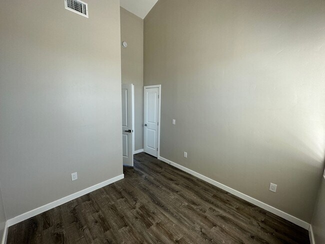 Building Photo - NEW Build 2023!! 4BD/2BA (Lease out, pending signatures. Check back in a few days!)