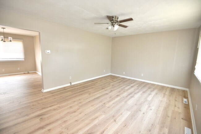 Building Photo - 278 Appian Ave