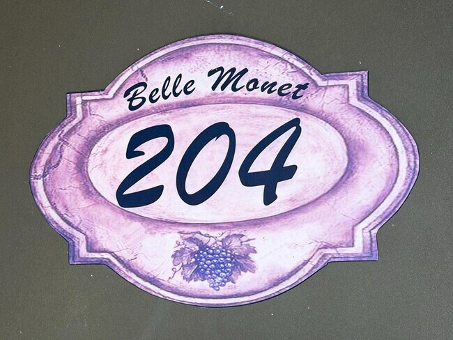 Building Photo - 496 S 2150 W