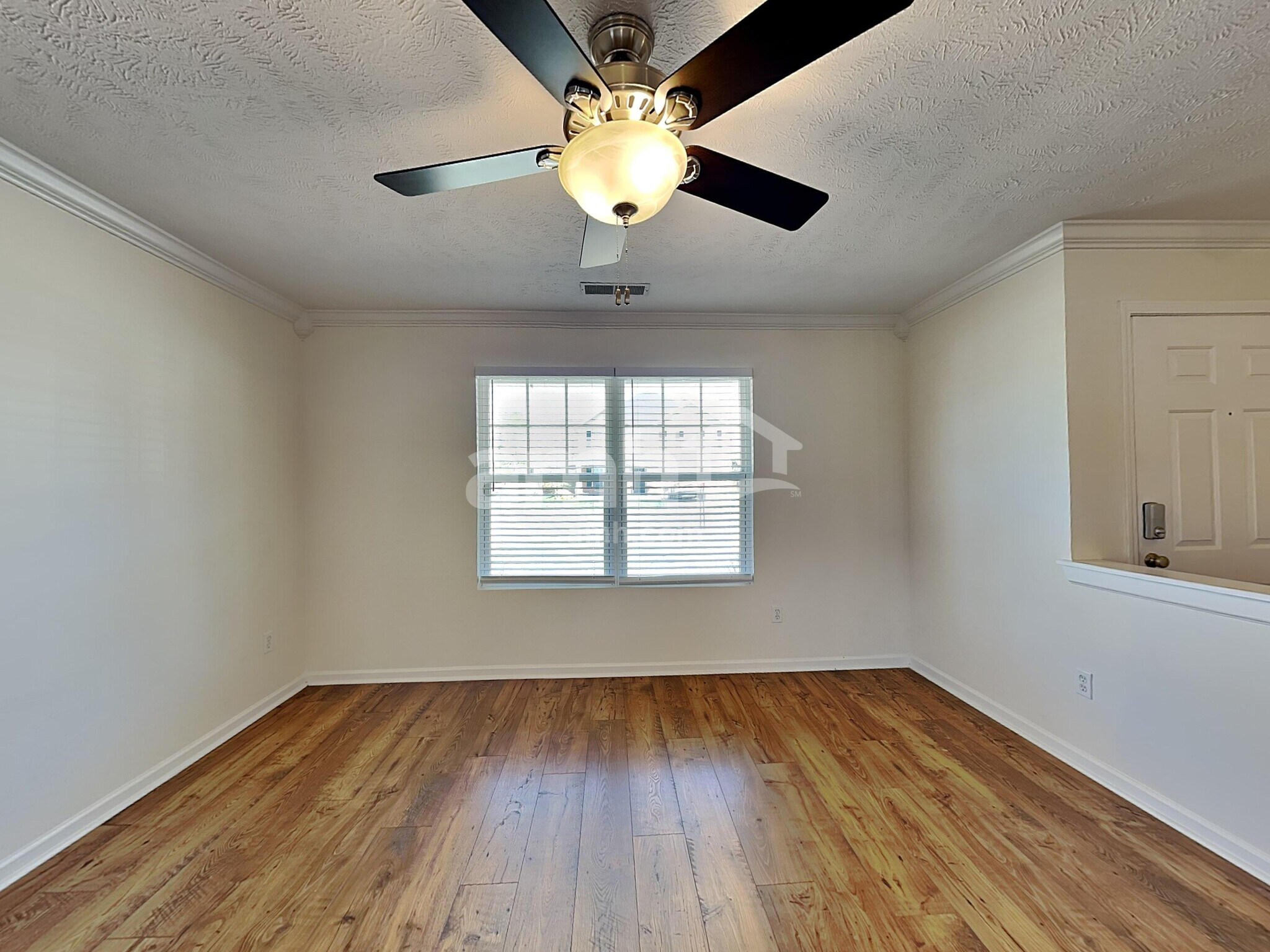 Building Photo - 2840 Meadow Gln