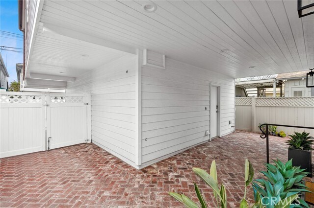 Building Photo - 117 Marine Ave