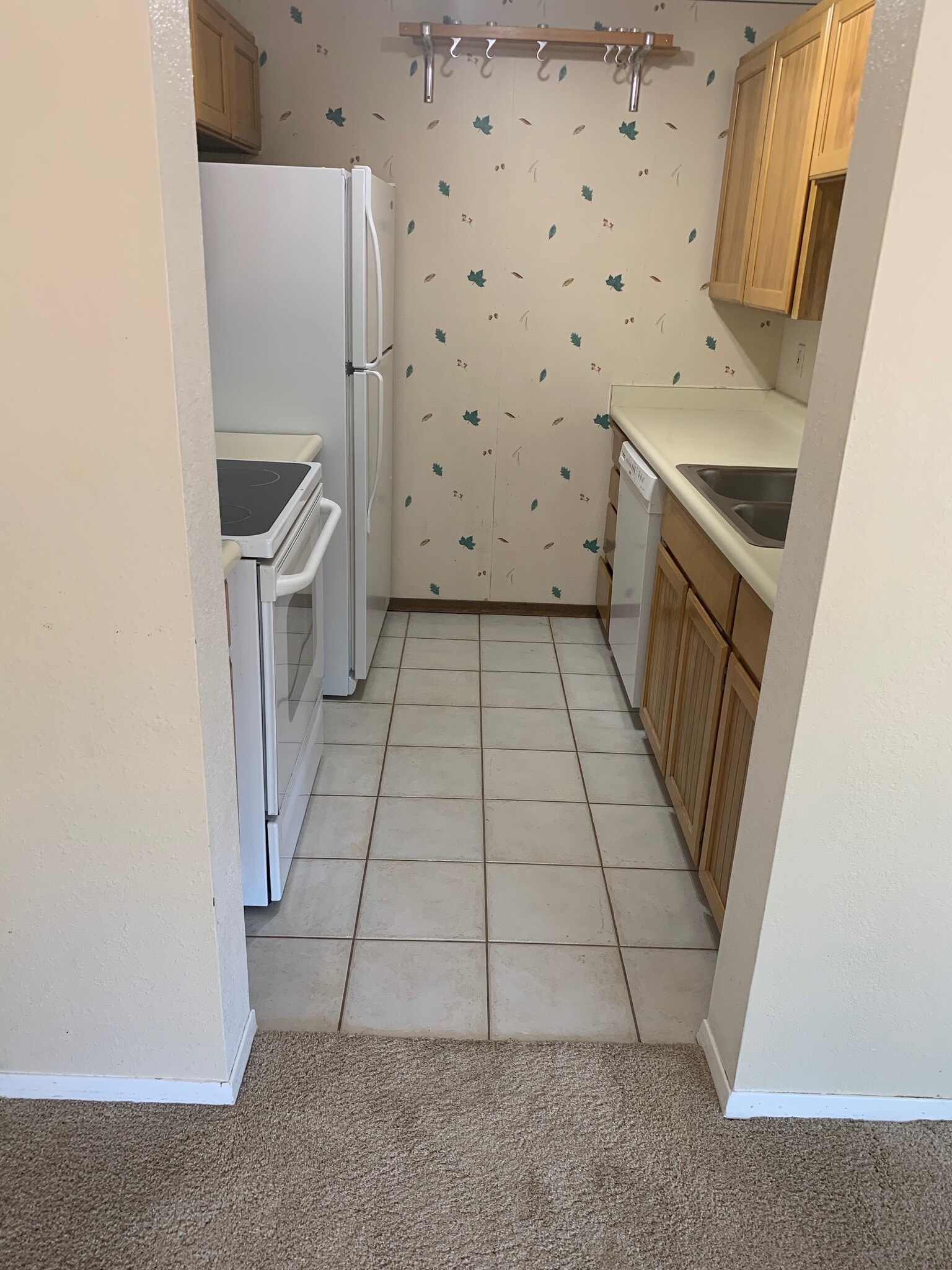 Kitchen - 4806 Mills Dr